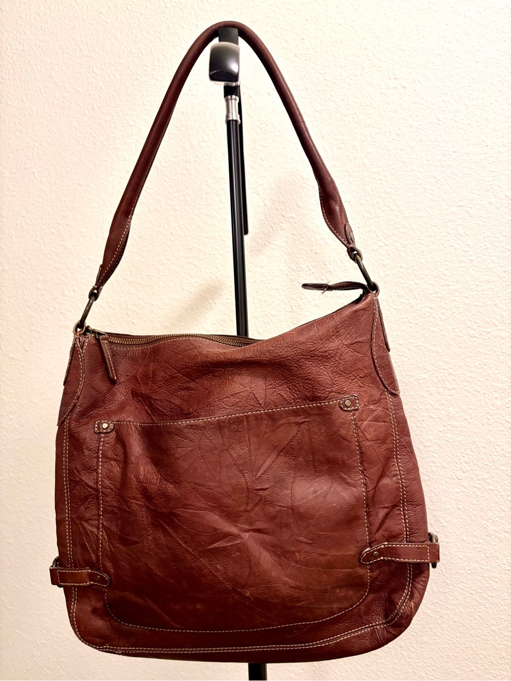 J. Jill Distressed Leather Hobo Shoulder Tote in Rich Brown